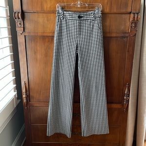 CAbi size 2 Wide-Legged Black and White Houndstooth Trousers